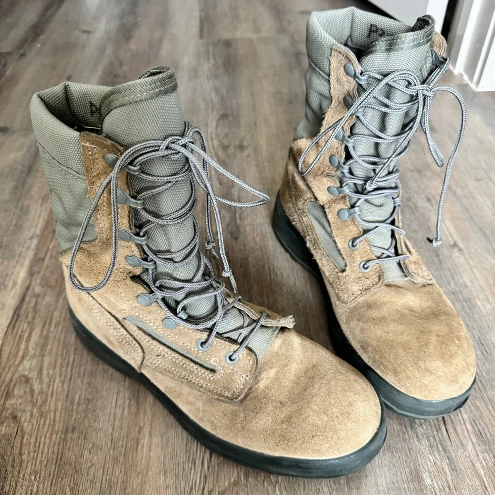 Belleville Tactical Boots Tan Suede Goretex Vibram Sole Mens 8 R Made In USA